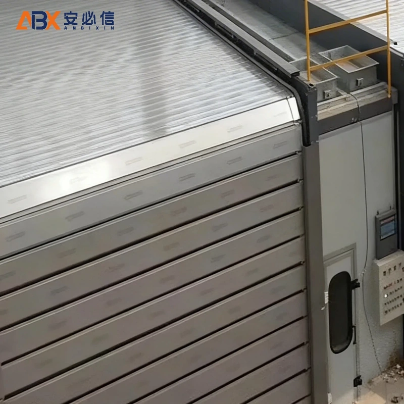 珠海螺旋式快速门
